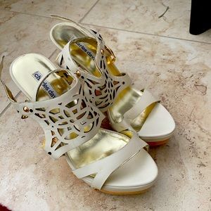 Charles David wedge cream sandal